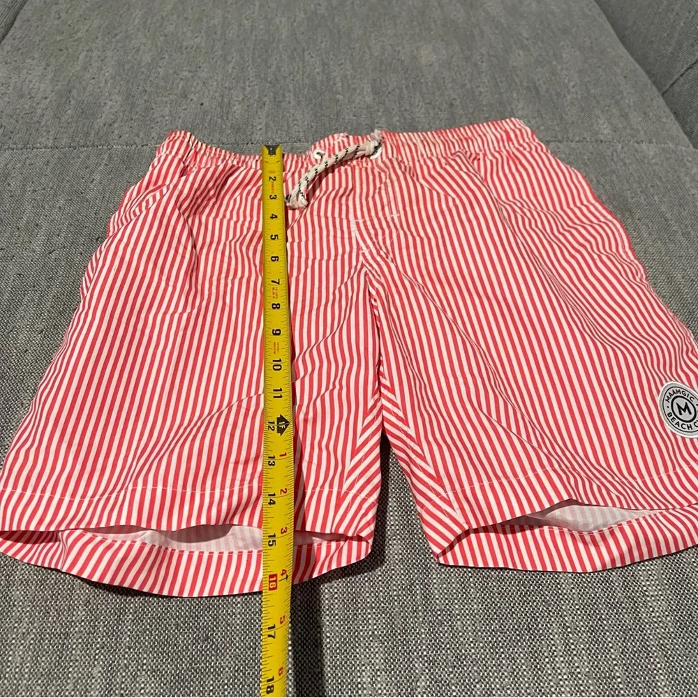 Men’s | Size Small Swim Trunks | Coral/white